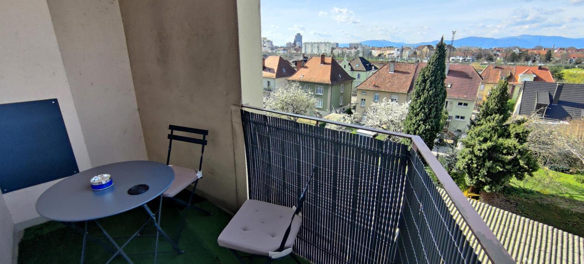 Agreable Et Spacieux Appartement Lumineux T4 Alsace Riedisheim Bagian luar foto